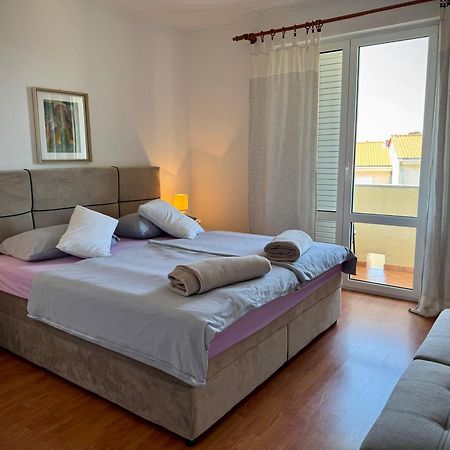 Apartments Maricic Банёл Экстерьер фото