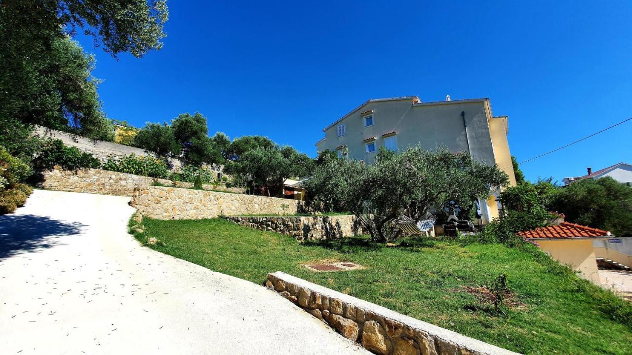 Apartments Maricic Банёл Экстерьер фото