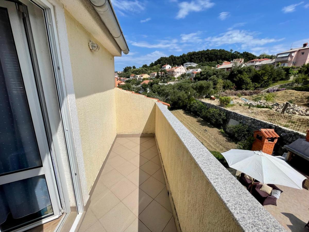 Apartments Maricic Банёл Экстерьер фото
